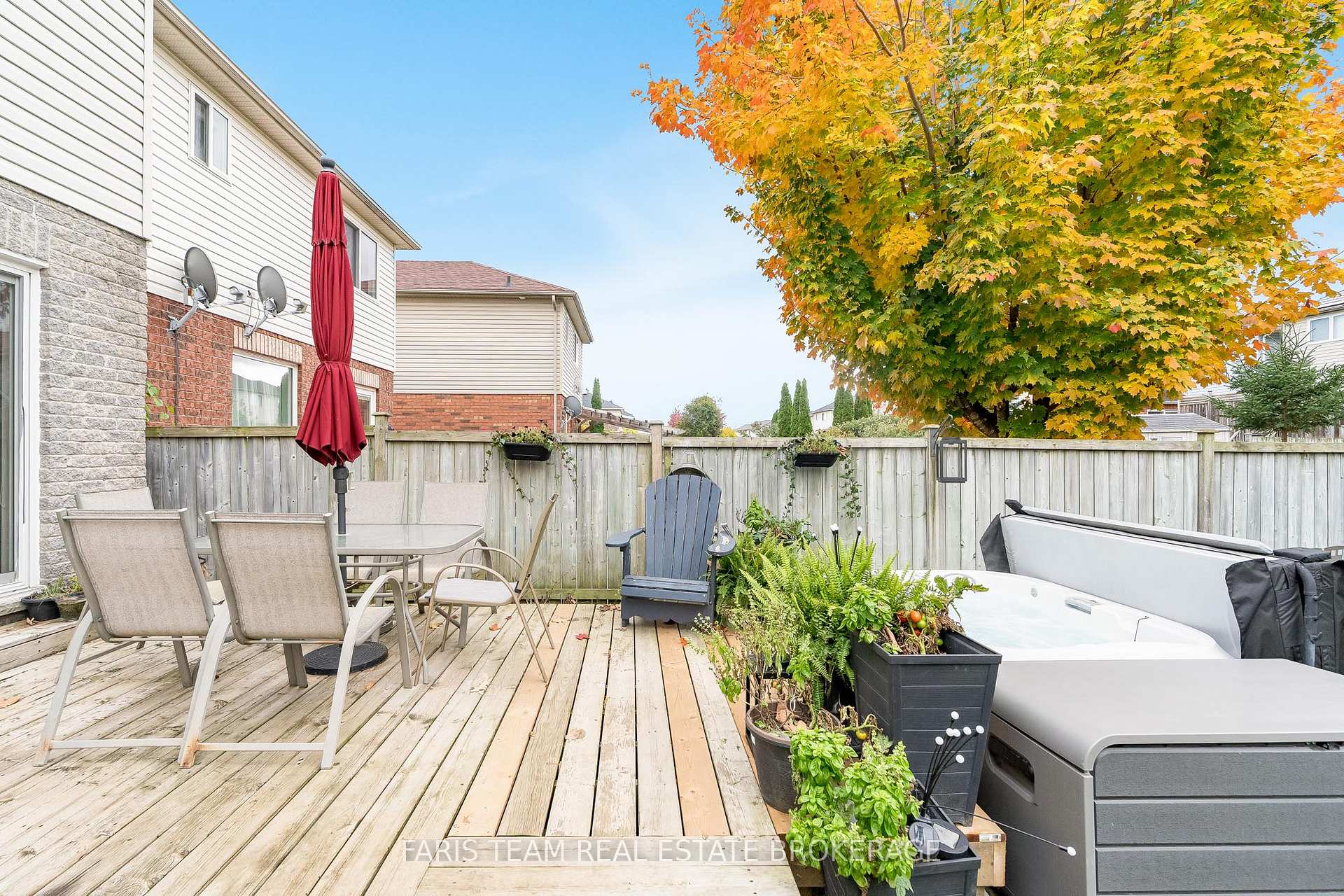 Photo 25 of 6 Julia Crescent, Orillia — HOMEH