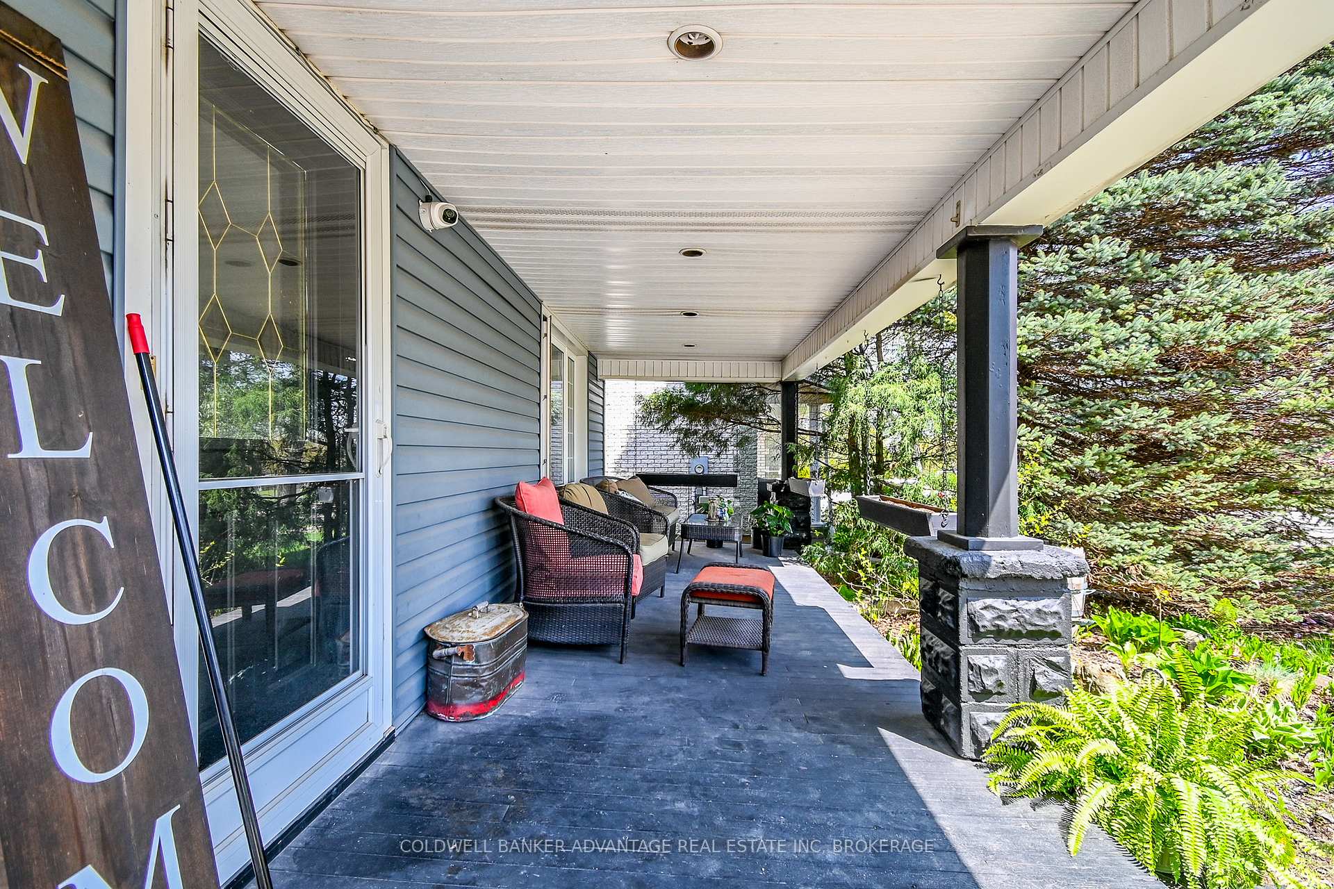 Photo 3 of 17 Port Robinson Road, Pelham, Fonthill — HOMEH