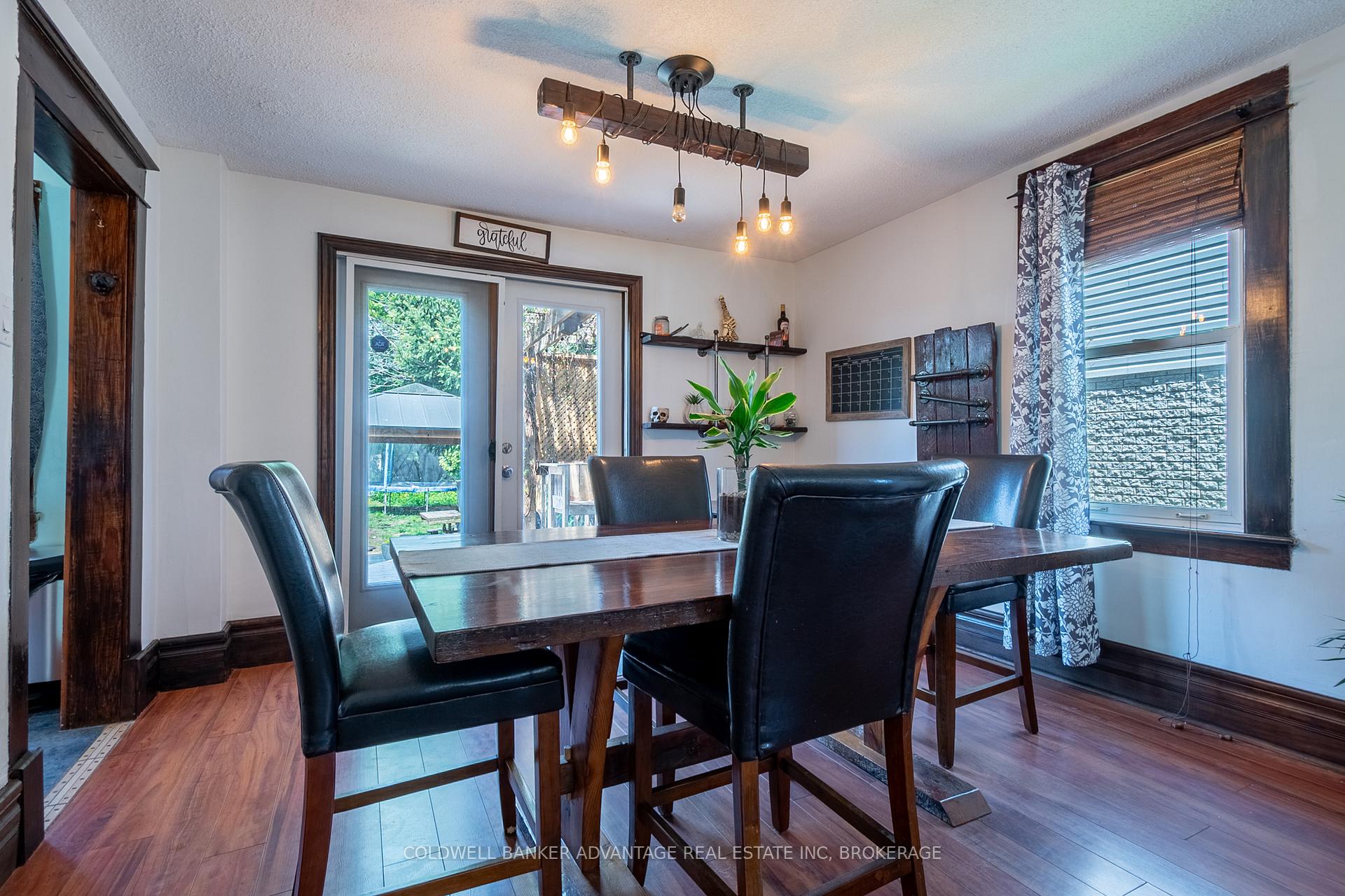 Photo 10 of 17 Port Robinson Road, Pelham, Fonthill — HOMEH