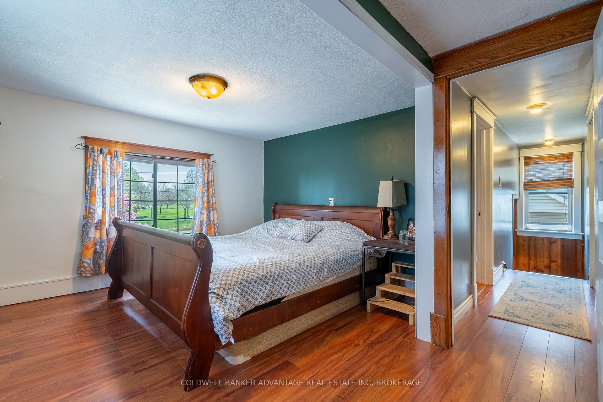 Photo 16 of 17 Port Robinson Road, Pelham, Fonthill — HOMEH
