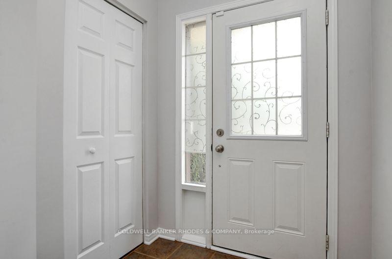 Photo 3 of 261 Rolling Meadow Crescent, Ottawa, Mer Bleue/Bradley Estates/Anderson Park — HOMEH