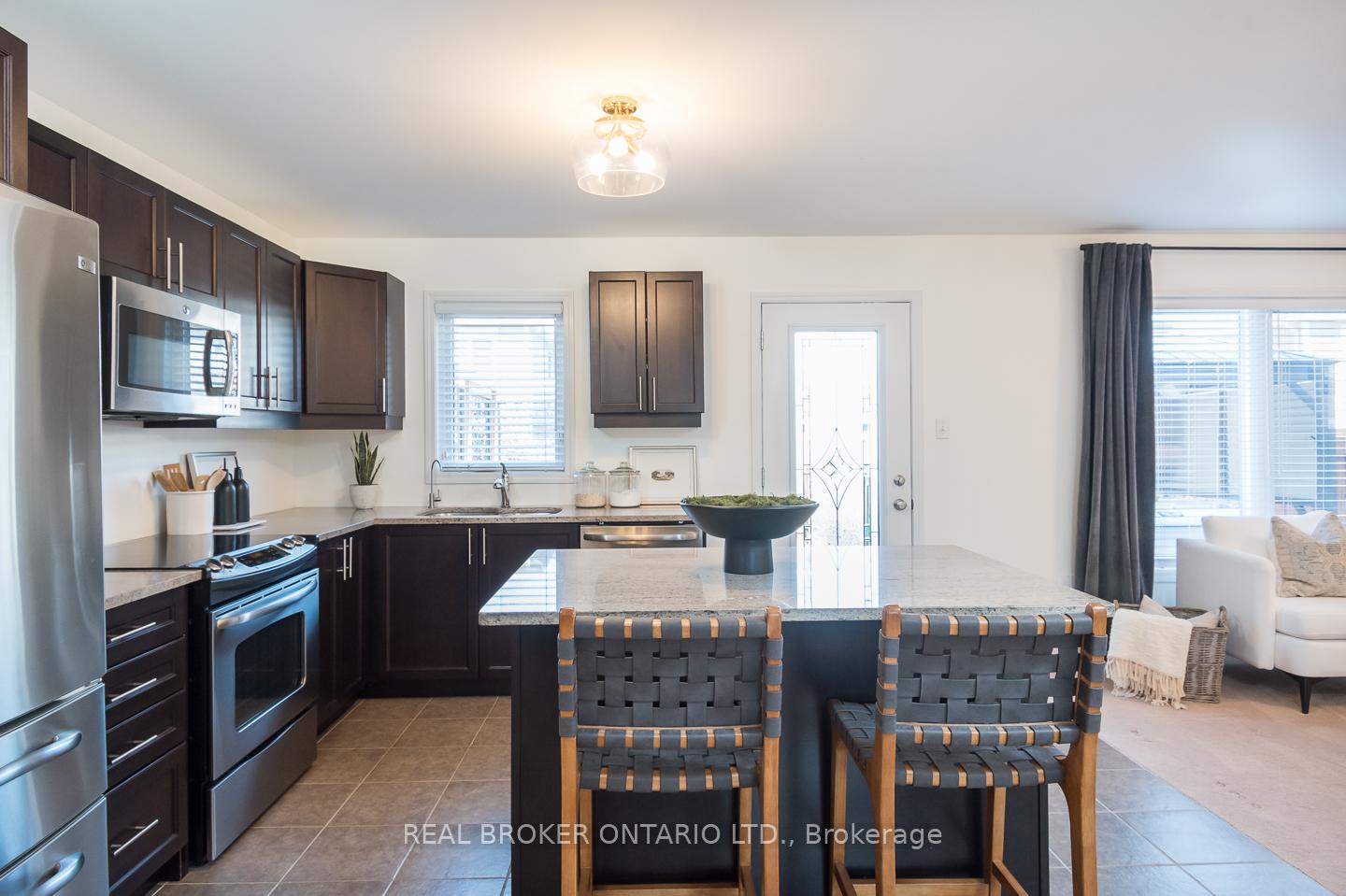 Photo 6 of 415 Dymott Avenue, Milton, Harrison — HOMEH