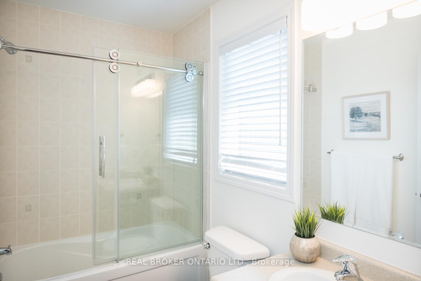 Photo 13 of 415 Dymott Avenue, Milton, Harrison — HOMEH
