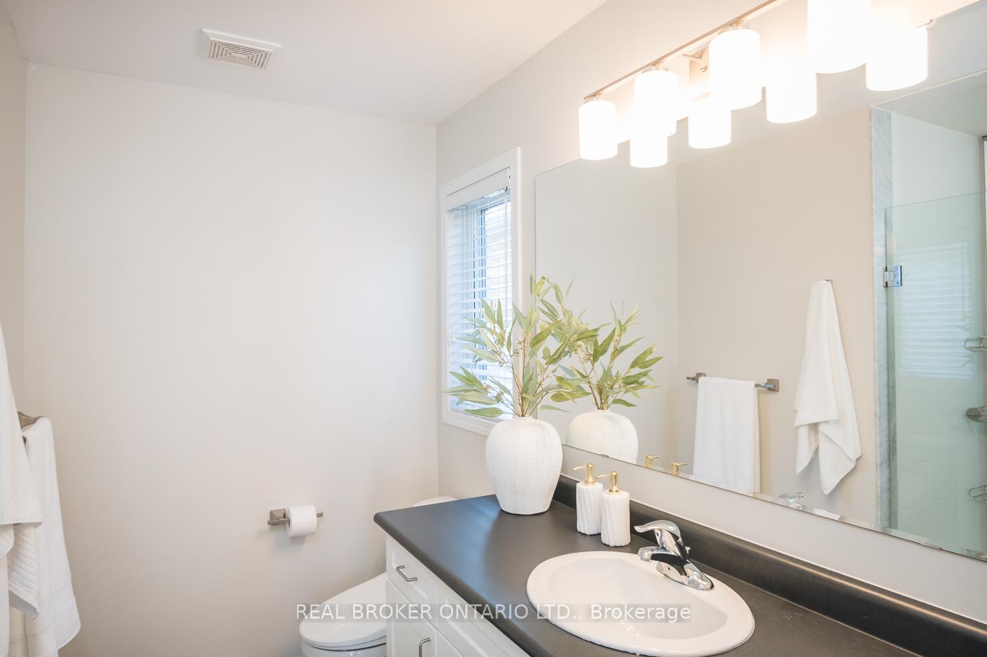 Photo 21 of 415 Dymott Avenue, Milton, Harrison — HOMEH