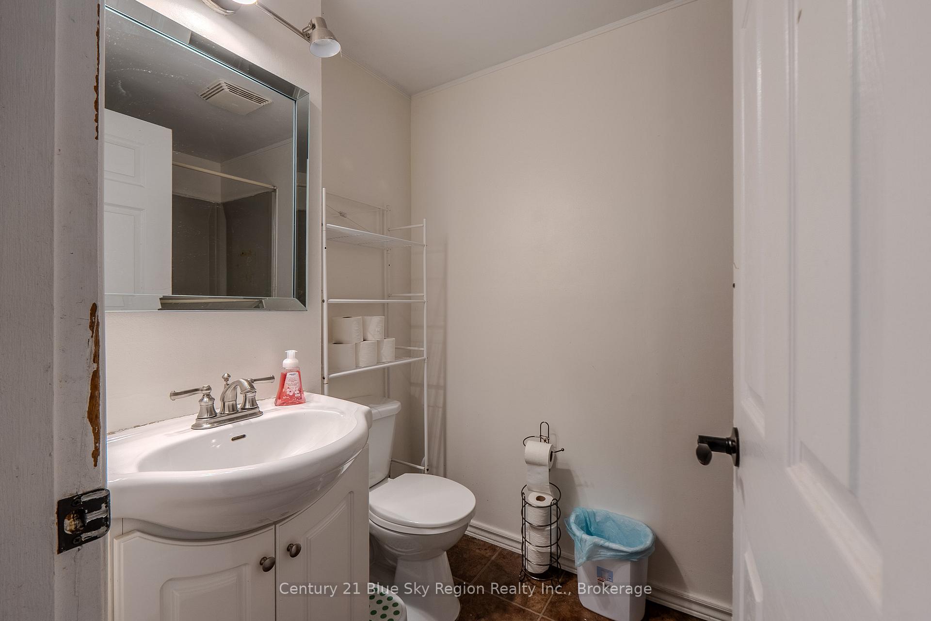 Photo 18 of 4 Sovereign Drive, North Bay, Birchaven — HOMEH