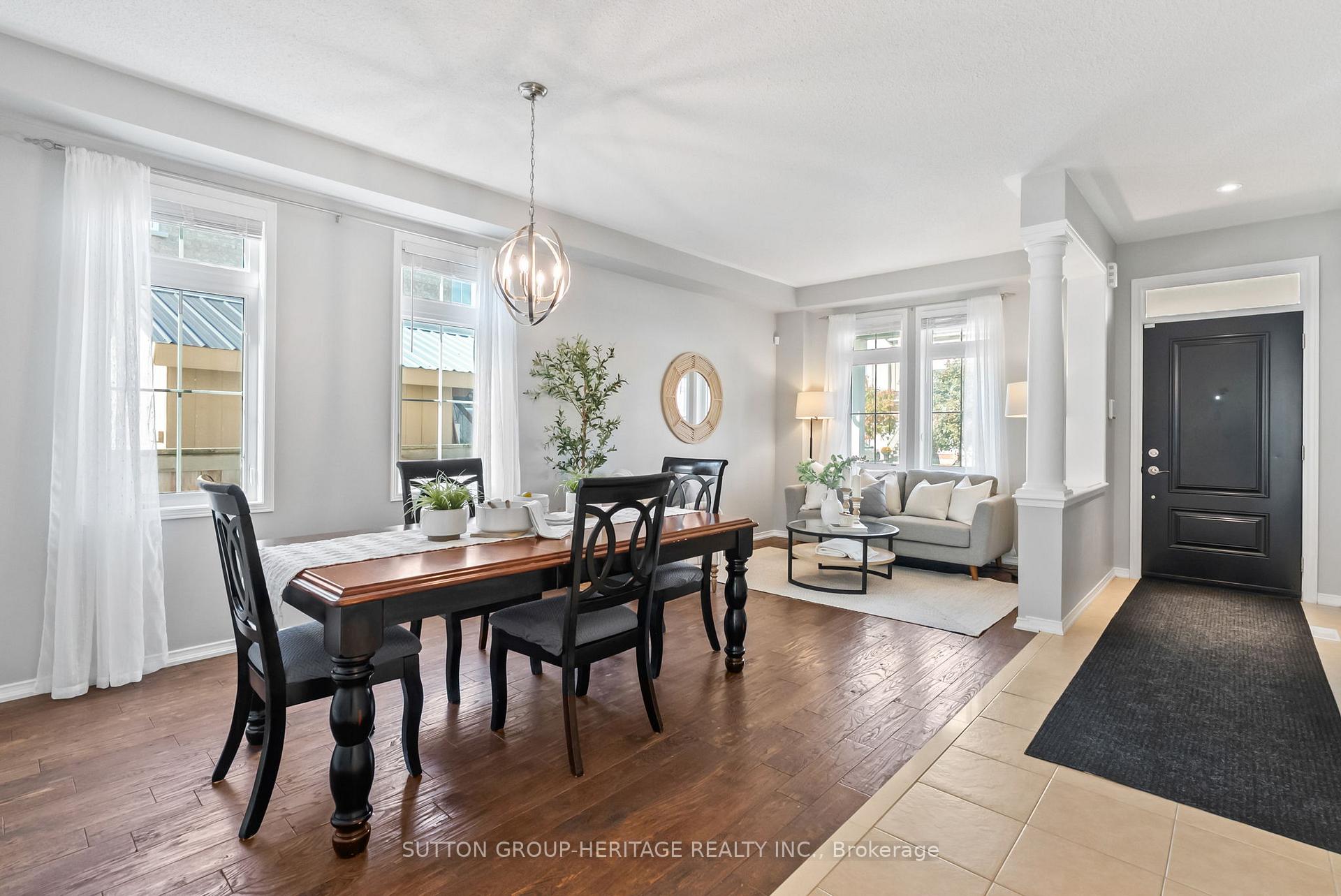 Photo 4 of 2328 Pilgrim Square, Oshawa, Windfields — HOMEH