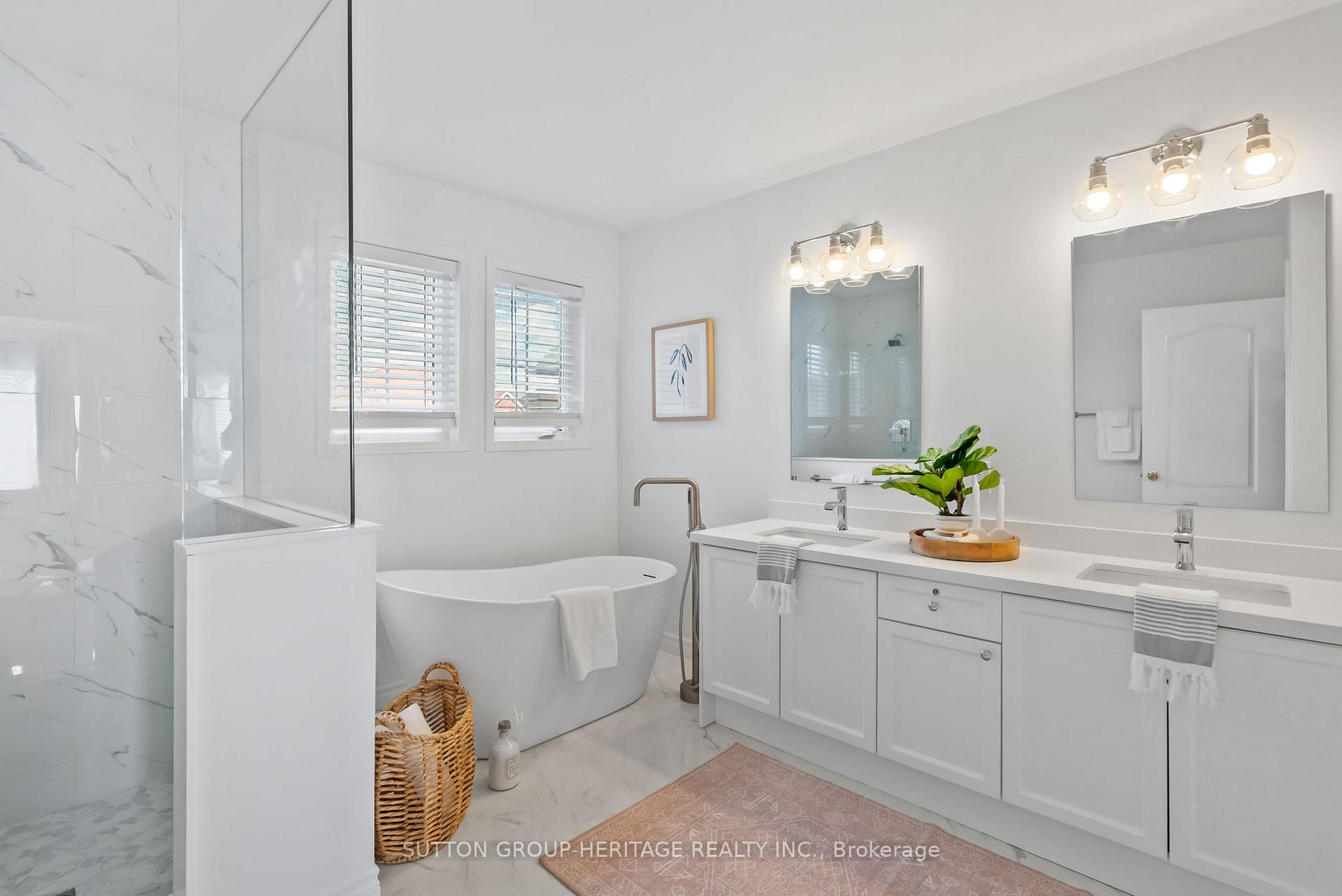 Photo 15 of 2328 Pilgrim Square, Oshawa, Windfields — HOMEH
