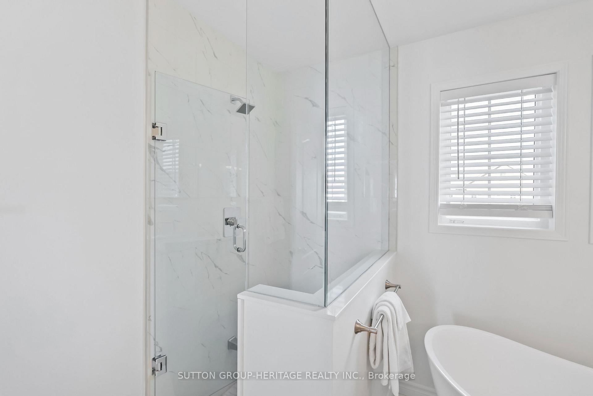 Photo 45 of 2328 Pilgrim Square, Oshawa, Windfields — HOMEH