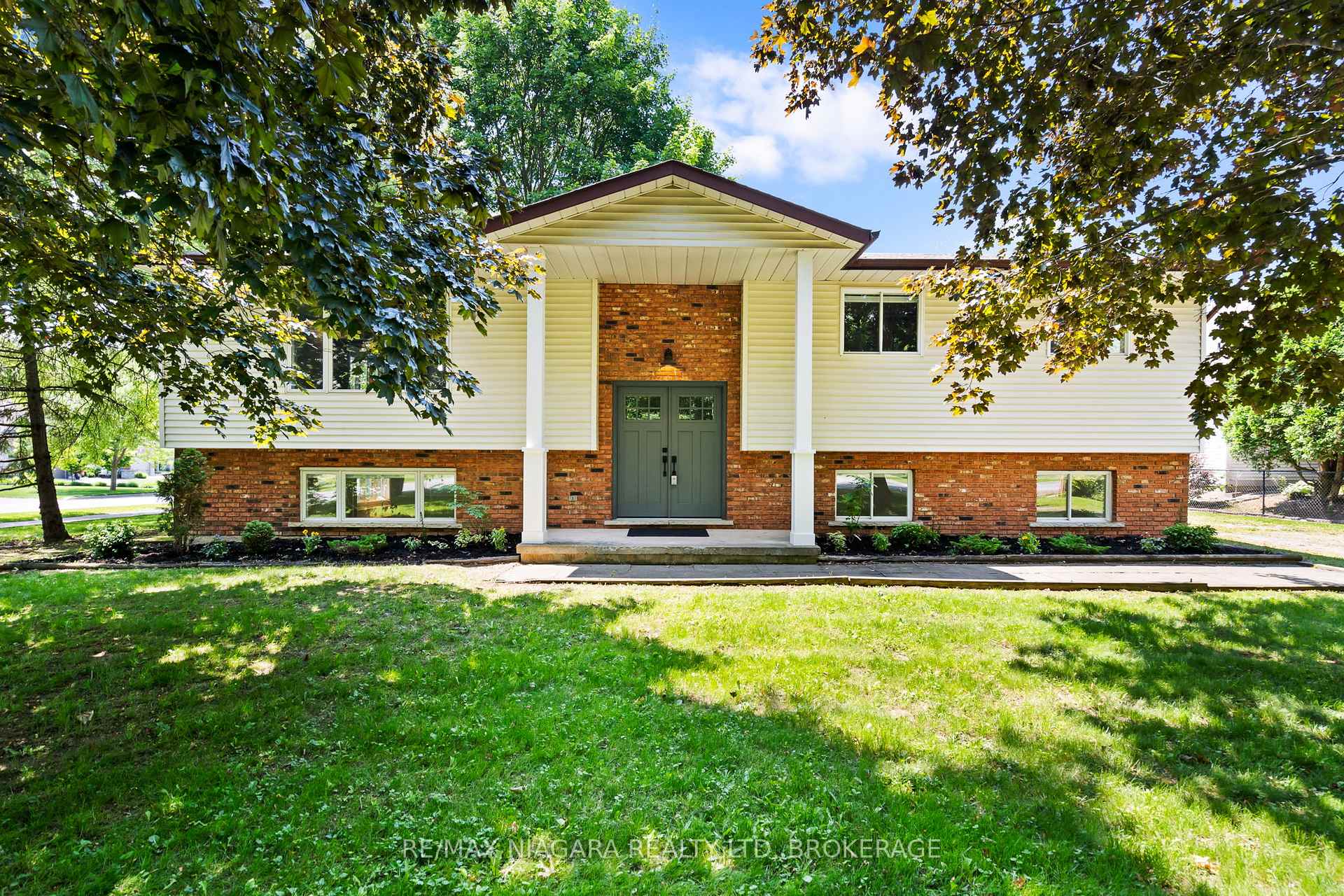 Photo 1 of 912 Church Street, Pelham, Fenwick — HOMEH