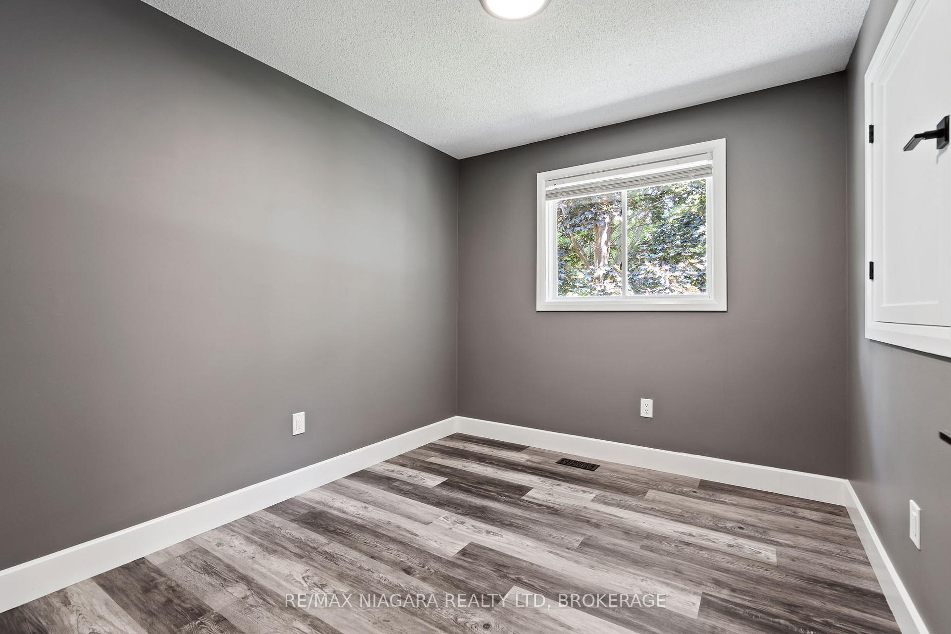 Photo 10 of 912 Church Street, Pelham, Fenwick — HOMEH