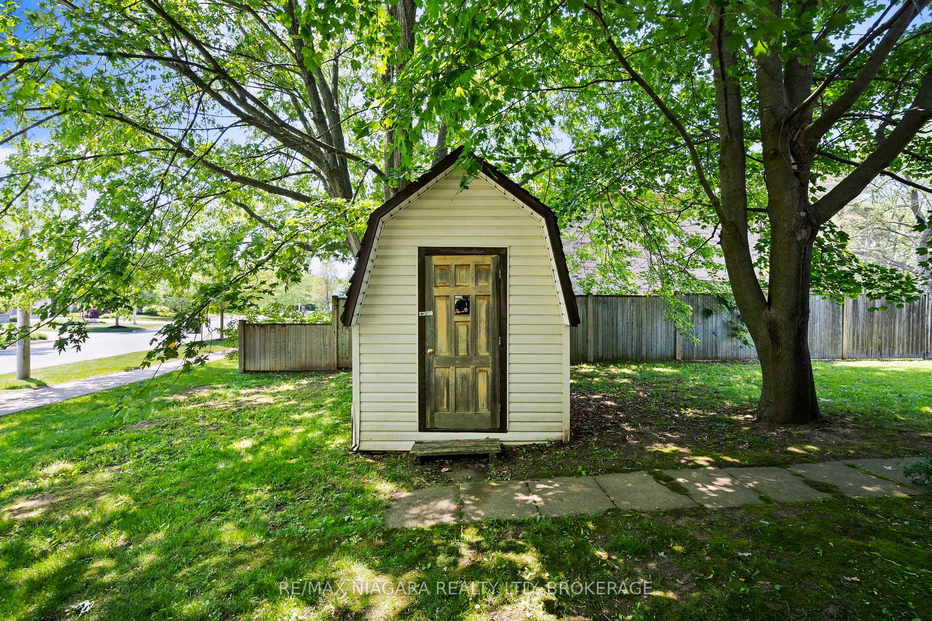 Photo 27 of 912 Church Street, Pelham, Fenwick — HOMEH
