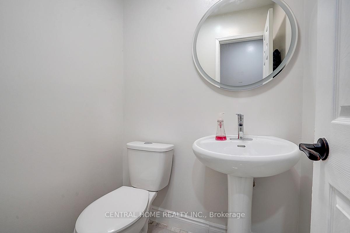Photo 12 of Unit Main & 2nd, 47 Stella Drive, Markham, Middlefield — HOMEH