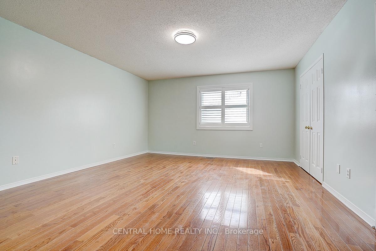 Photo 14 of Unit Main & 2nd, 47 Stella Drive, Markham, Middlefield — HOMEH