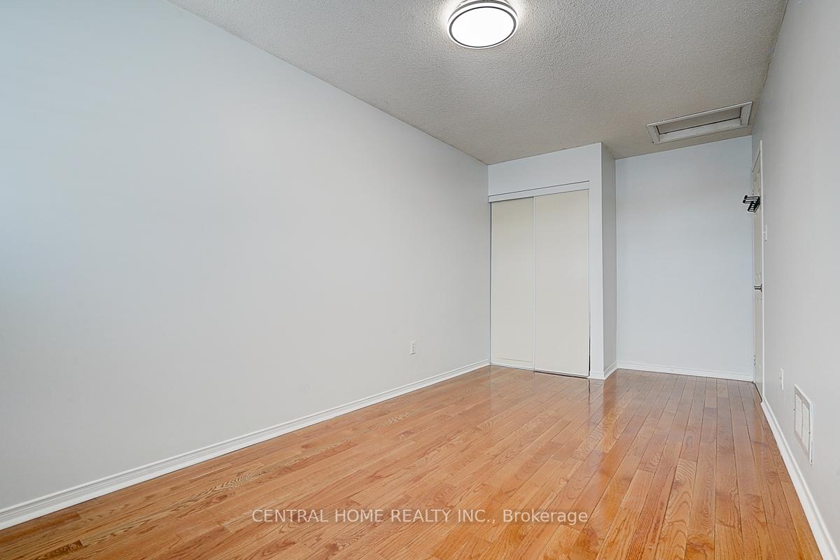 Photo 23 of Unit Main & 2nd, 47 Stella Drive, Markham, Middlefield — HOMEH
