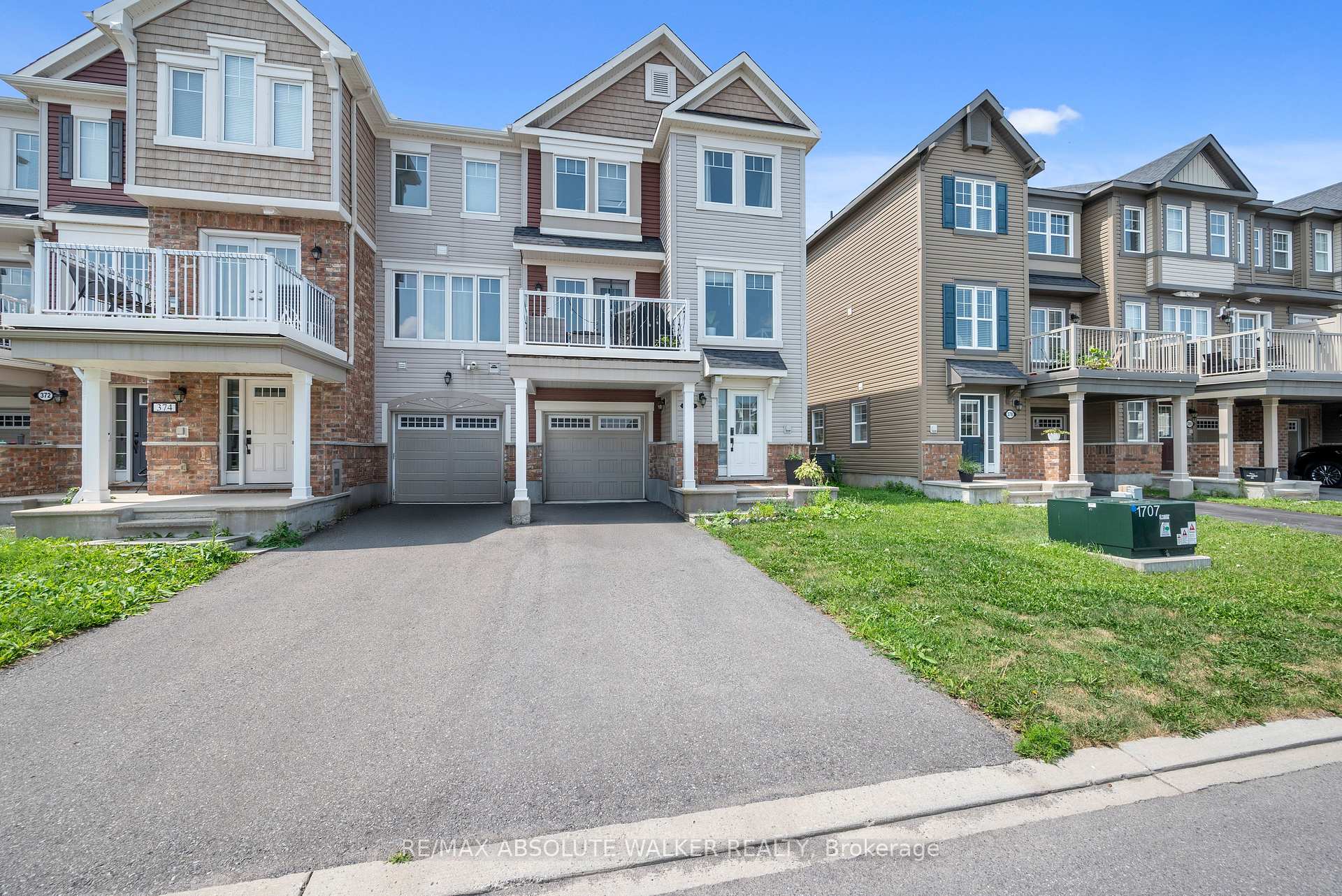 Front of 376 Willow Aster Circle