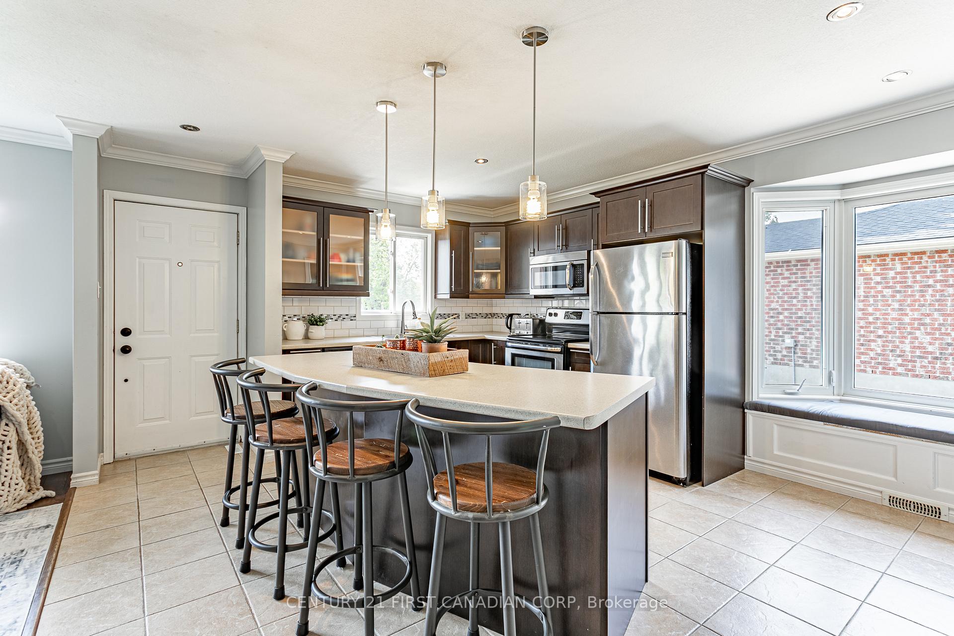 Photo 5 of 29 Robin Street, North Middlesex, Alisa Craig — HOMEH