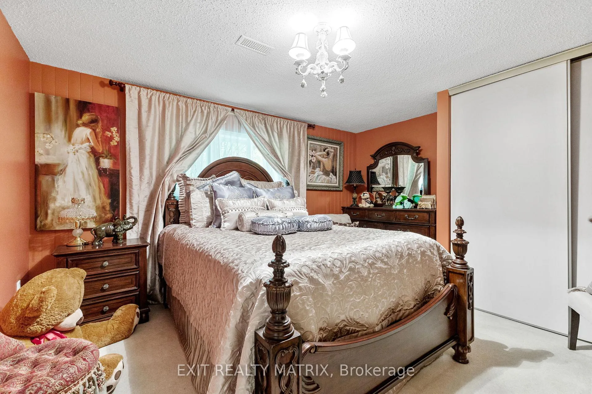 Photo 30 of 1100 Moffatt Drive, Ottawa, Cumberland Ridge — HOMEH