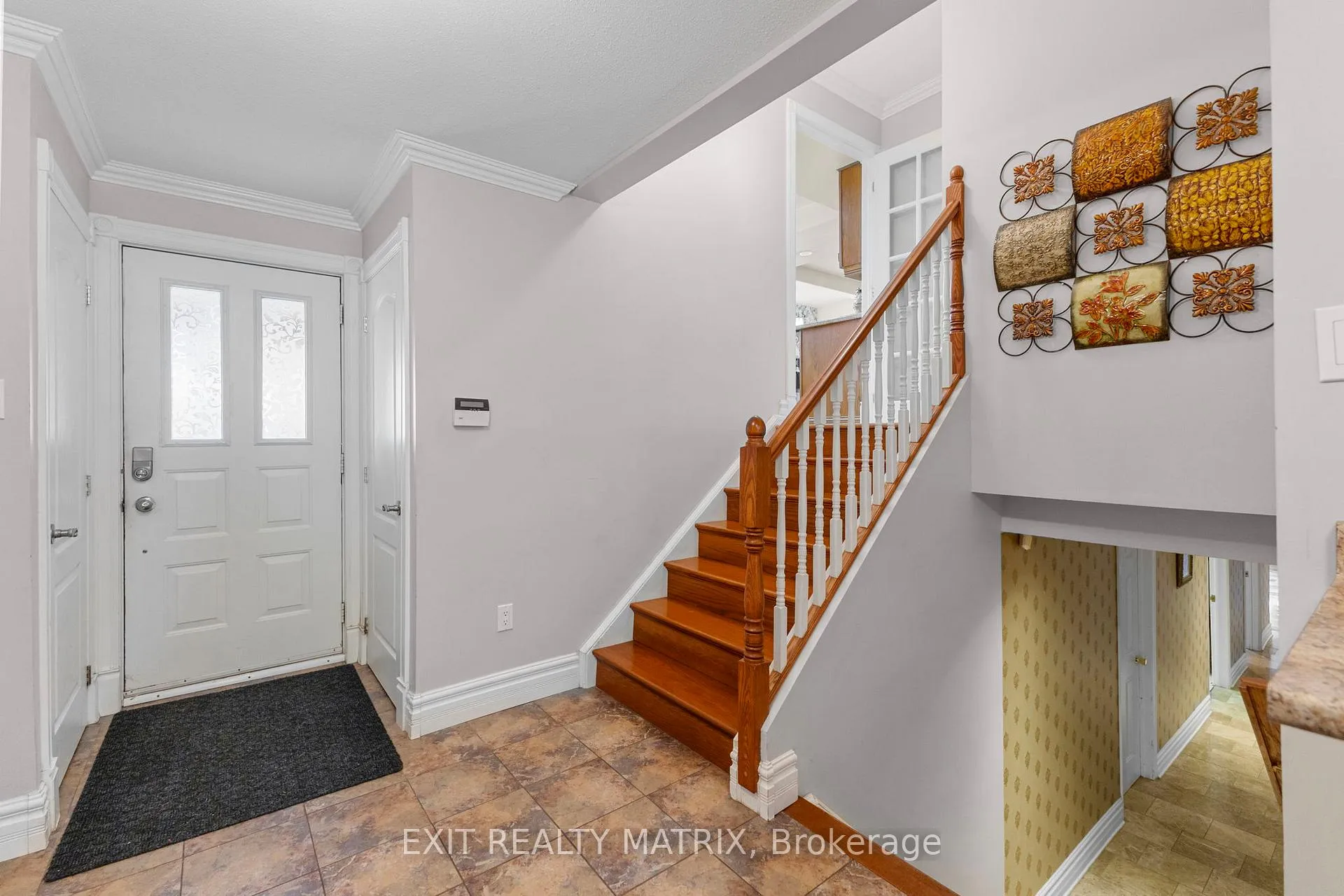Photo 42 of 1100 Moffatt Drive, Ottawa, Cumberland Ridge — HOMEH