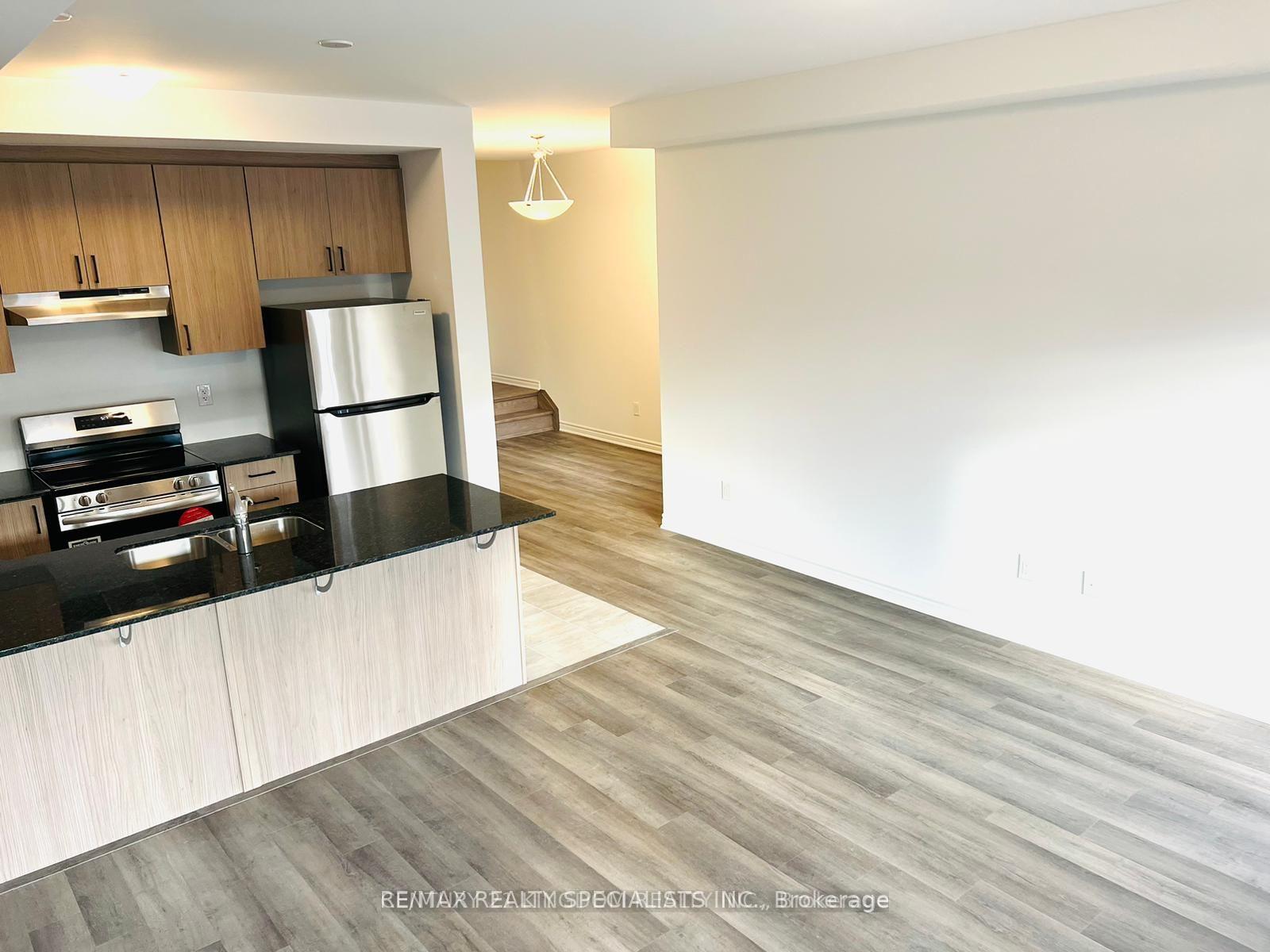 Photo 12 of 1521 Moira Crescent, Milton, Bowes — HOMEH