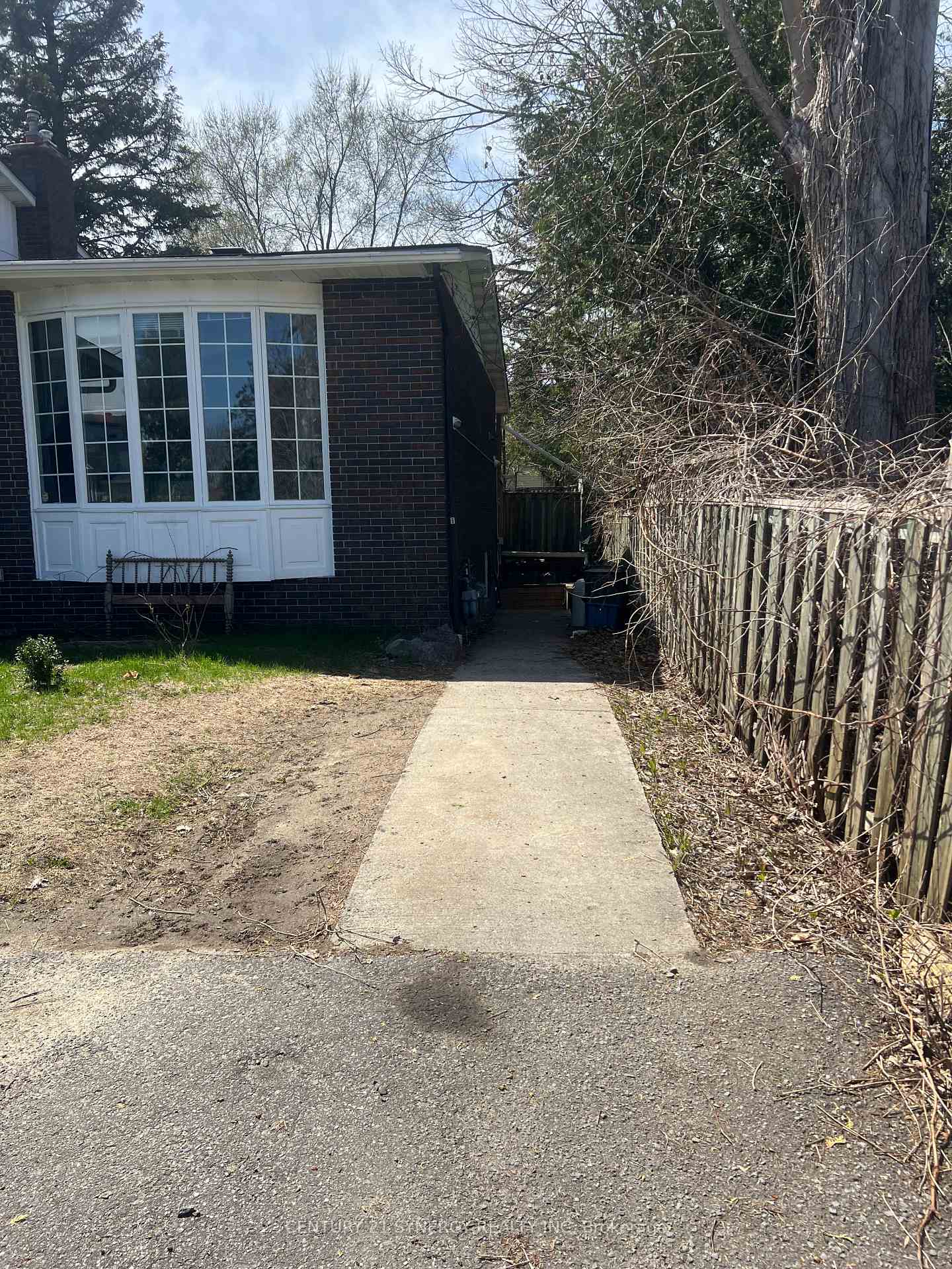 Photo 2 of Unit 2, 2226 Page Road, Ottawa, Chapel Hill — HOMEH