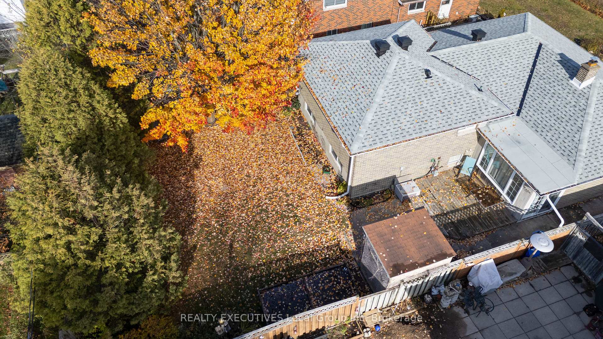 Photo 3 of 37 Strathcona Drive, North Bay, Ferris — HOMEH