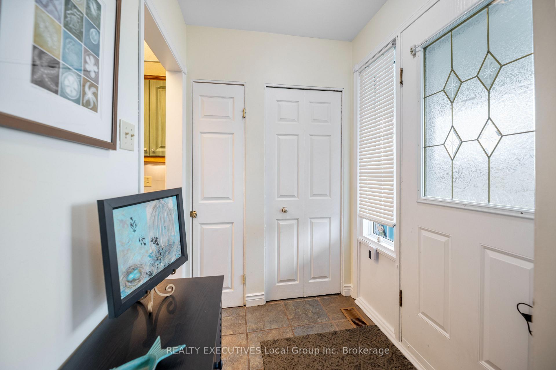 Photo 6 of 37 Strathcona Drive, North Bay, Ferris — HOMEH