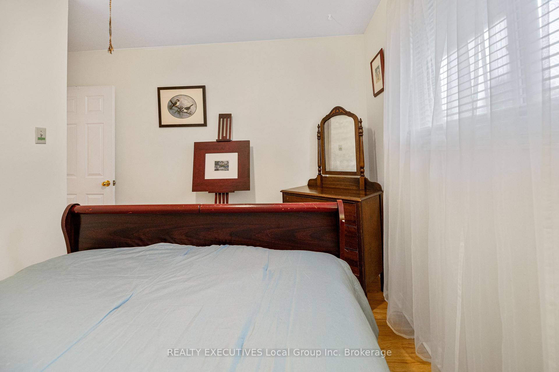 Photo 26 of 37 Strathcona Drive, North Bay, Ferris — HOMEH