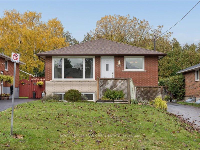 Photo 2 of 404 Conant Street, Oshawa, Lakeview — HOMEH