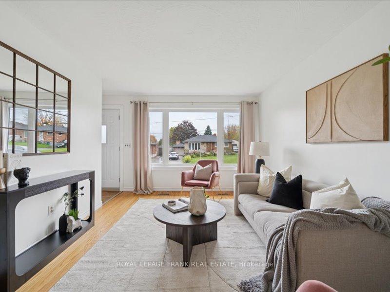 Photo 9 of 404 Conant Street, Oshawa, Lakeview — HOMEH