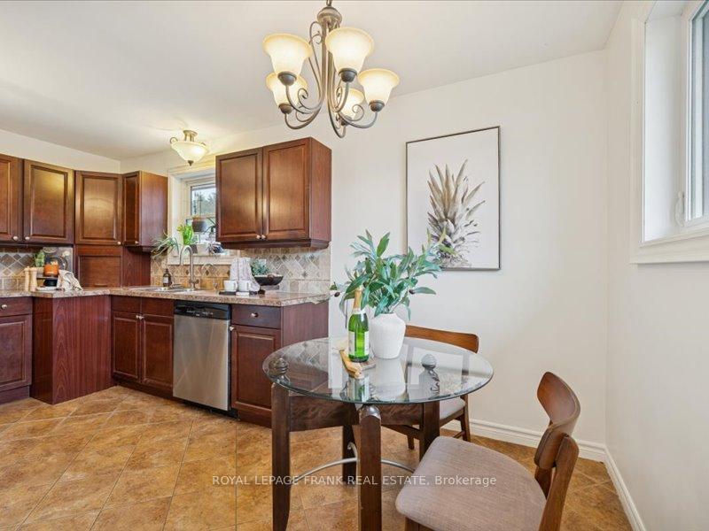 Photo 19 of 404 Conant Street, Oshawa, Lakeview — HOMEH