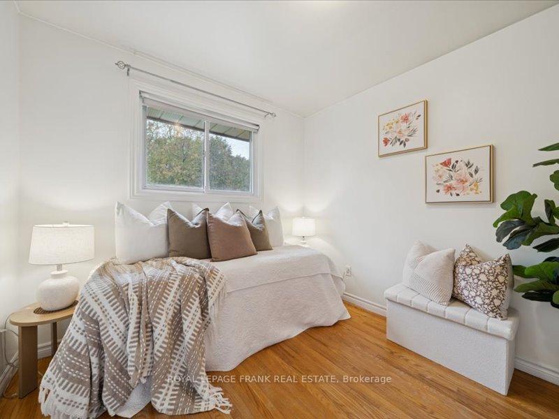 Photo 24 of 404 Conant Street, Oshawa, Lakeview — HOMEH