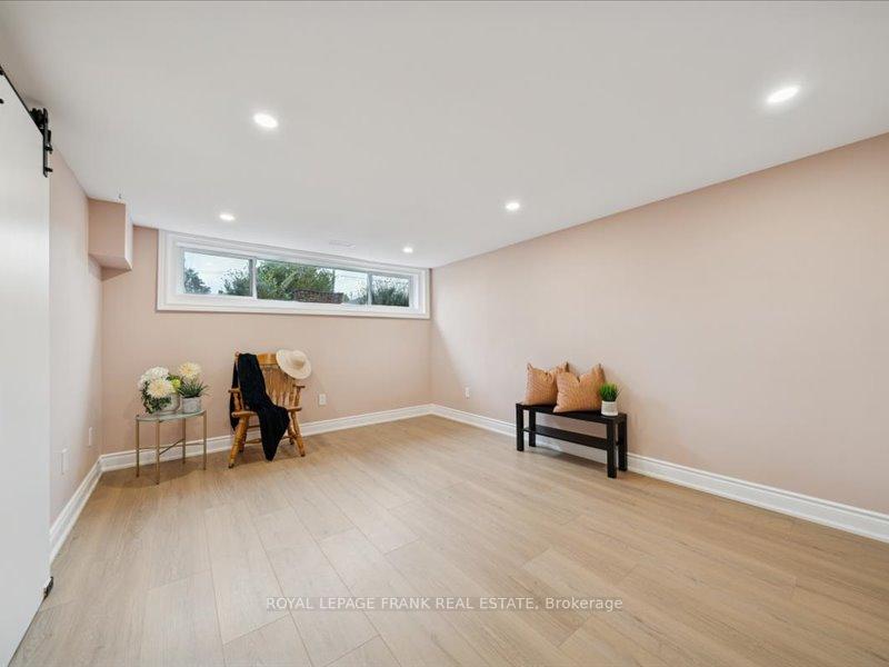 Photo 35 of 404 Conant Street, Oshawa, Lakeview — HOMEH