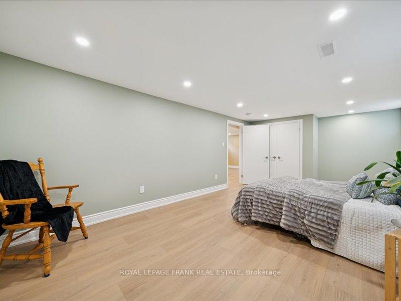 Photo 41 of 404 Conant Street, Oshawa, Lakeview — HOMEH