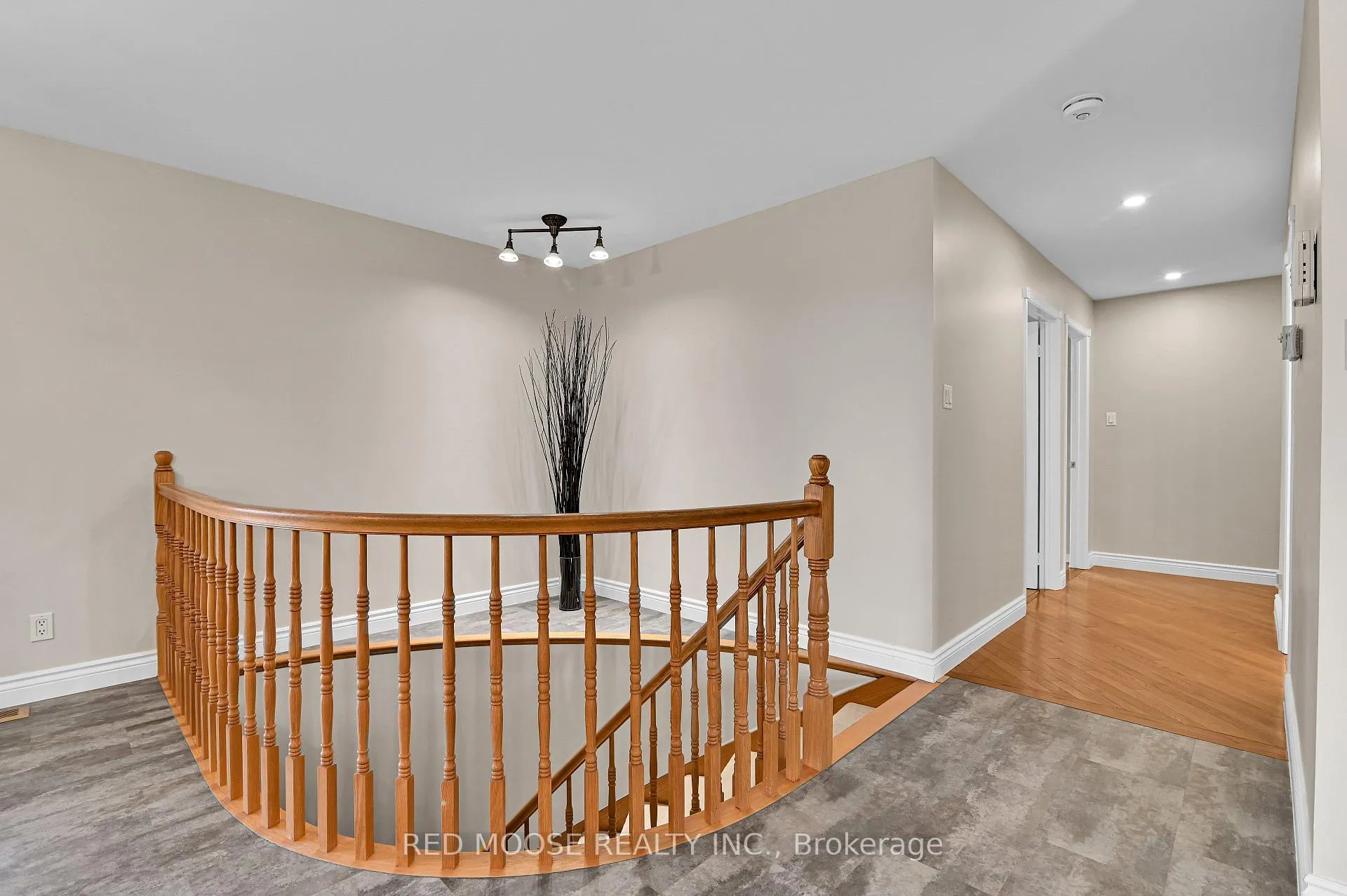 Photo 13 of 9859 Russell Road, Ottawa, Sarsfield/Bearbrook — HOMEH
