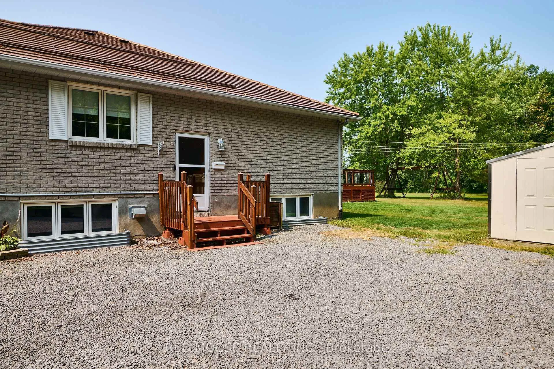 Photo 31 of 9859 Russell Road, Ottawa, Sarsfield/Bearbrook — HOMEH