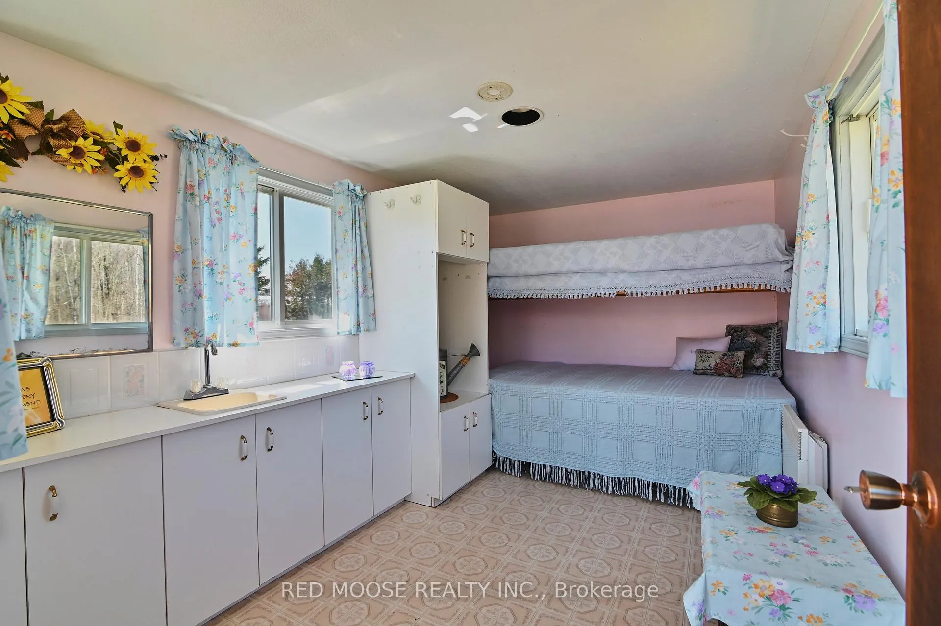Photo 44 of 9859 Russell Road, Ottawa, Sarsfield/Bearbrook — HOMEH