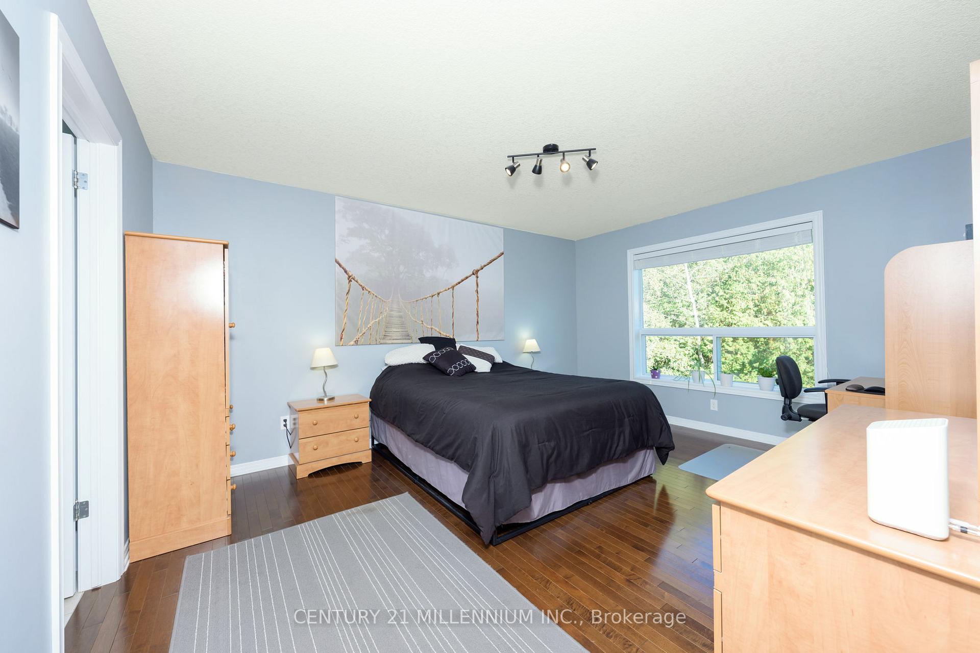 Photo 18 of 171 Elaine Drive, Orangeville — HOMEH