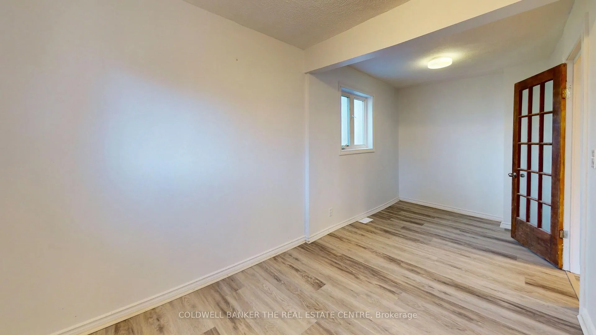 Photo 9 of 532 Laclie Street, Orillia — HOMEH
