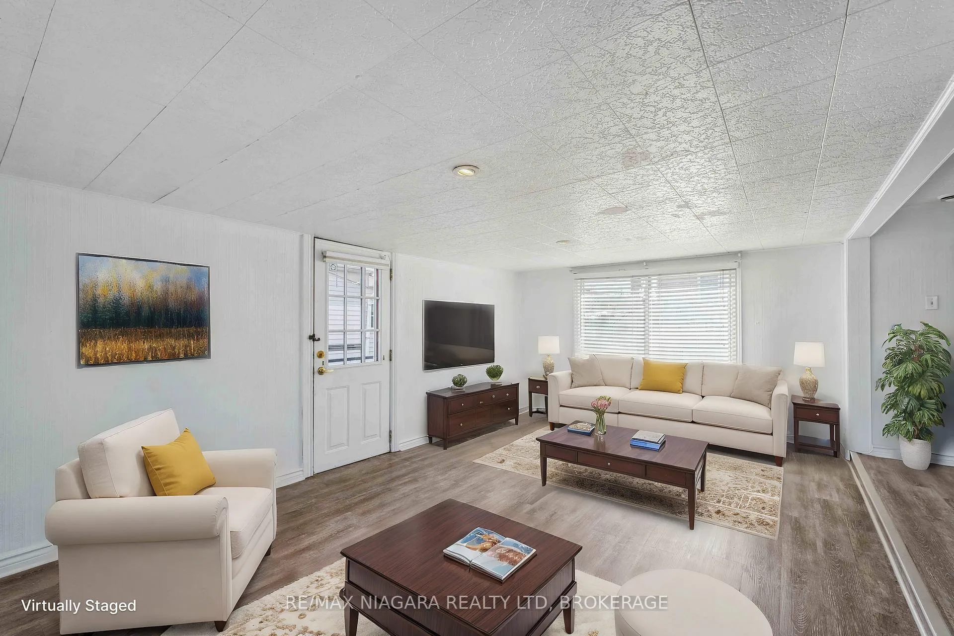 Photo 10 of Unit 21, 2175 Mewburn Road, Niagara Falls, Casey — HOMEH