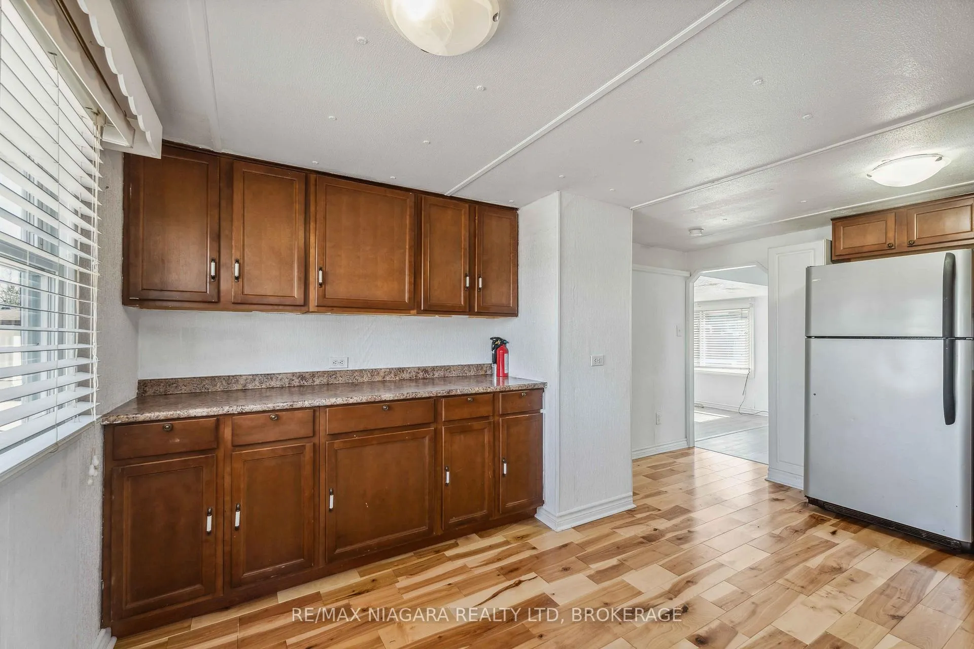 Photo 16 of Unit 21, 2175 Mewburn Road, Niagara Falls, Casey — HOMEH