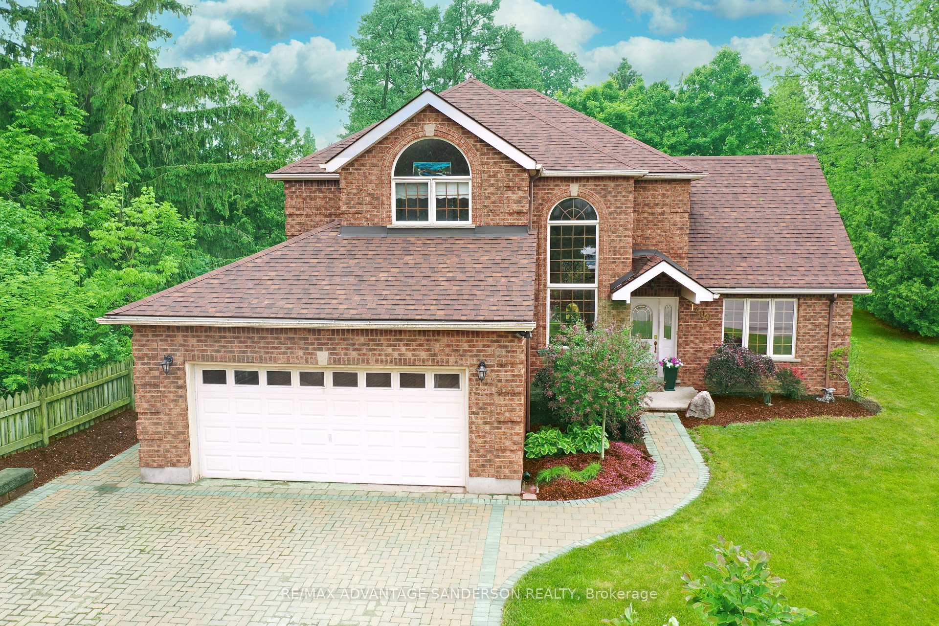 Front of 1400 Rabbitwood Court