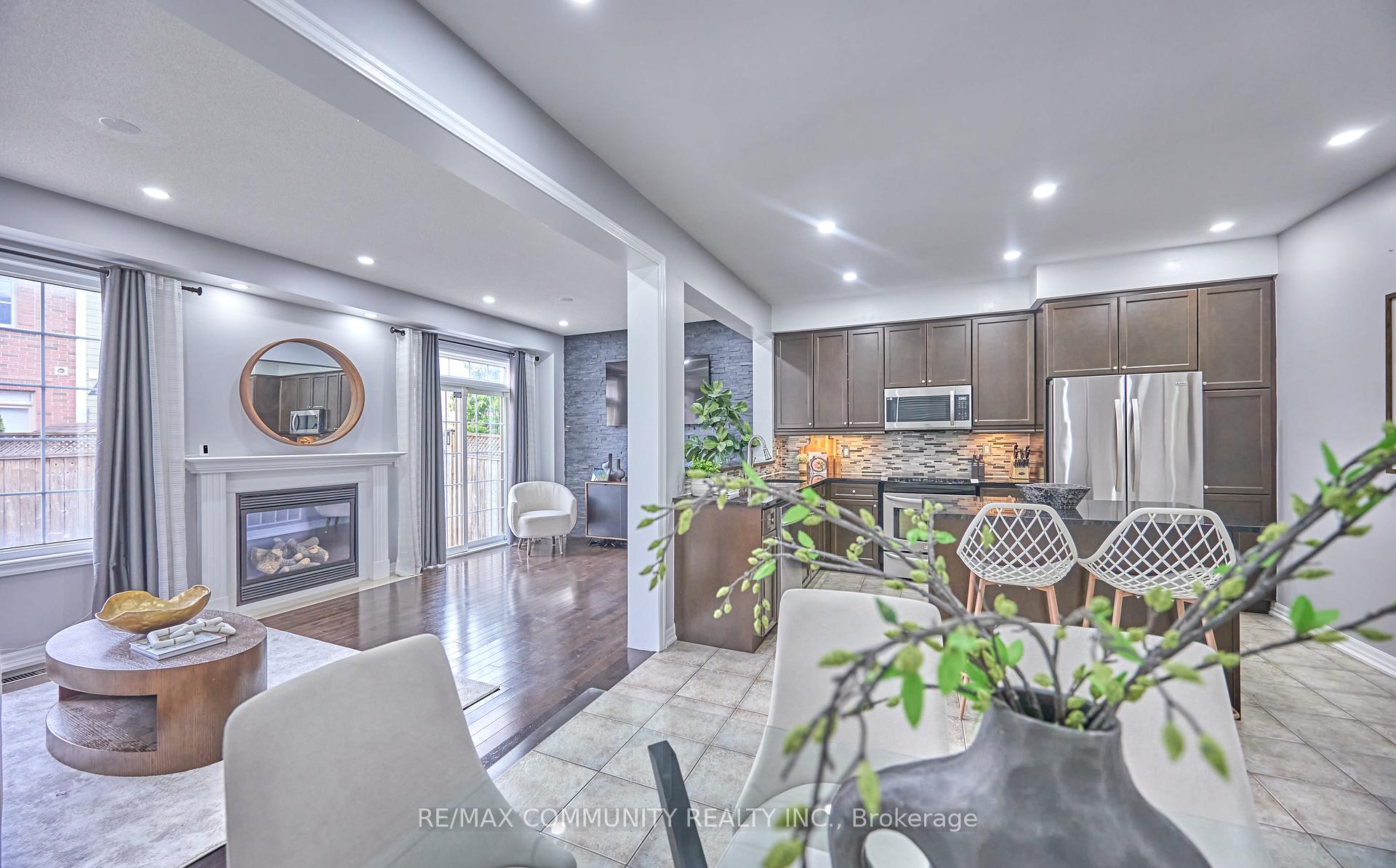 Photo 3 of 96 Kendall Drive, Milton, Scott — HOMEH