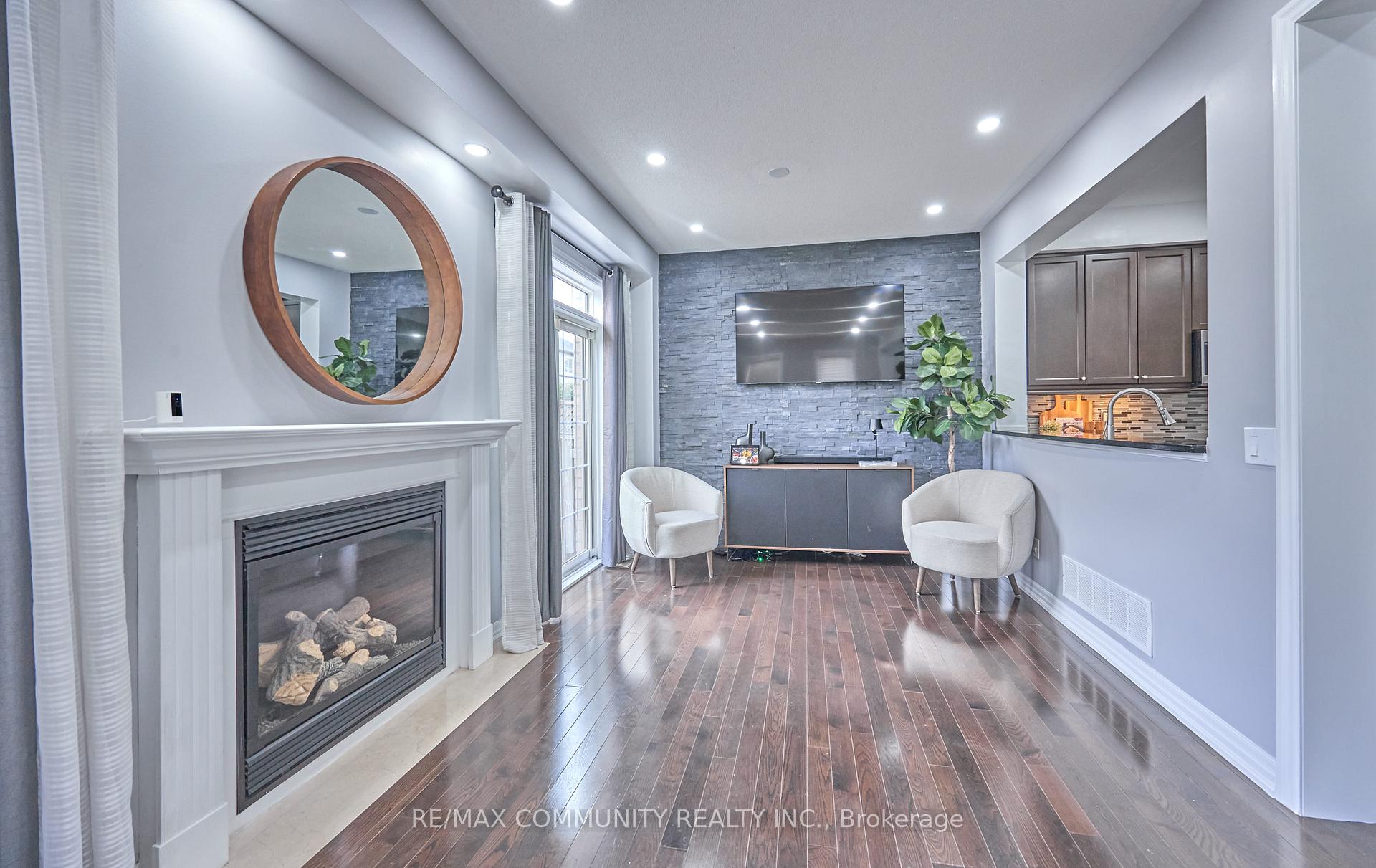 Photo 10 of 96 Kendall Drive, Milton, Scott — HOMEH