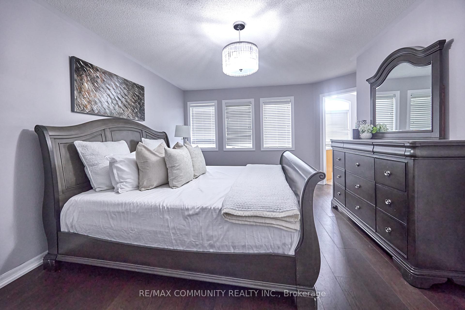 Photo 14 of 96 Kendall Drive, Milton, Scott — HOMEH