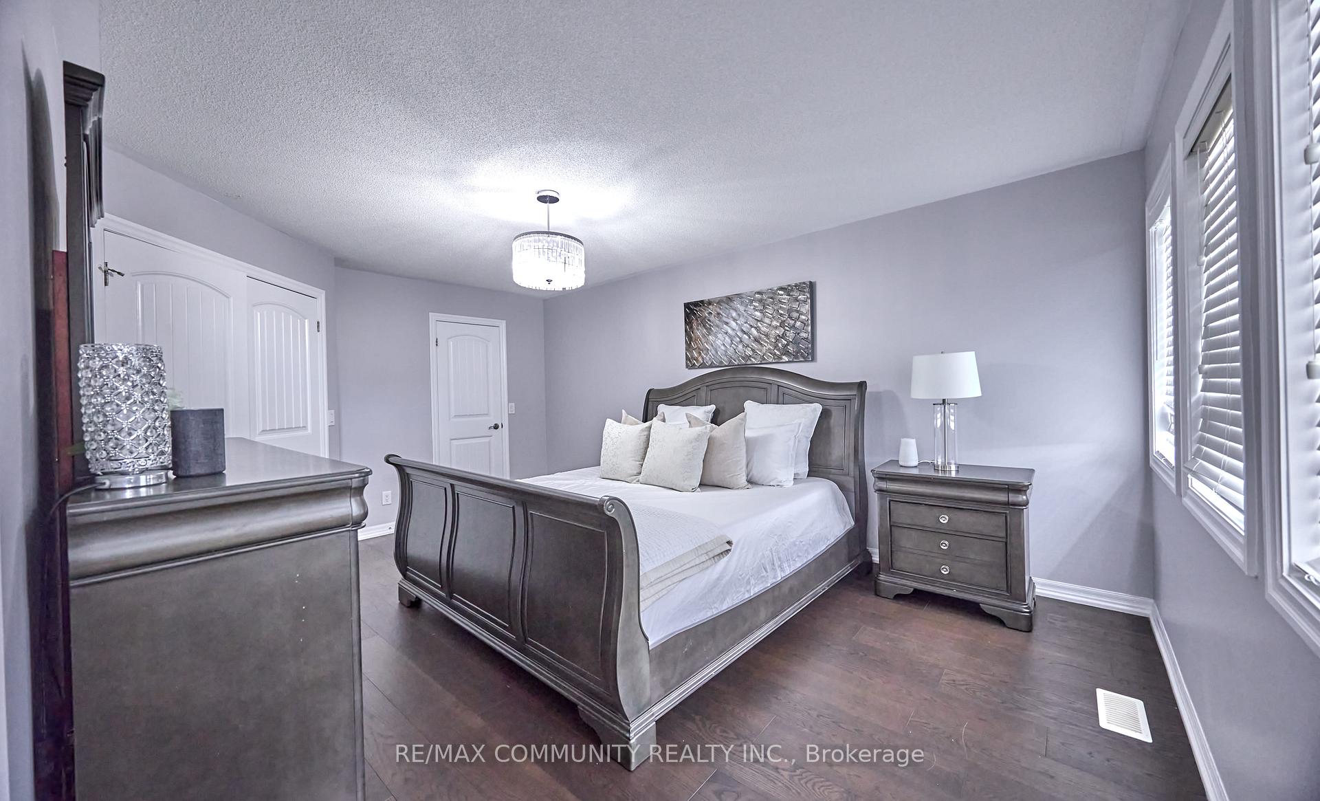 Photo 15 of 96 Kendall Drive, Milton, Scott — HOMEH