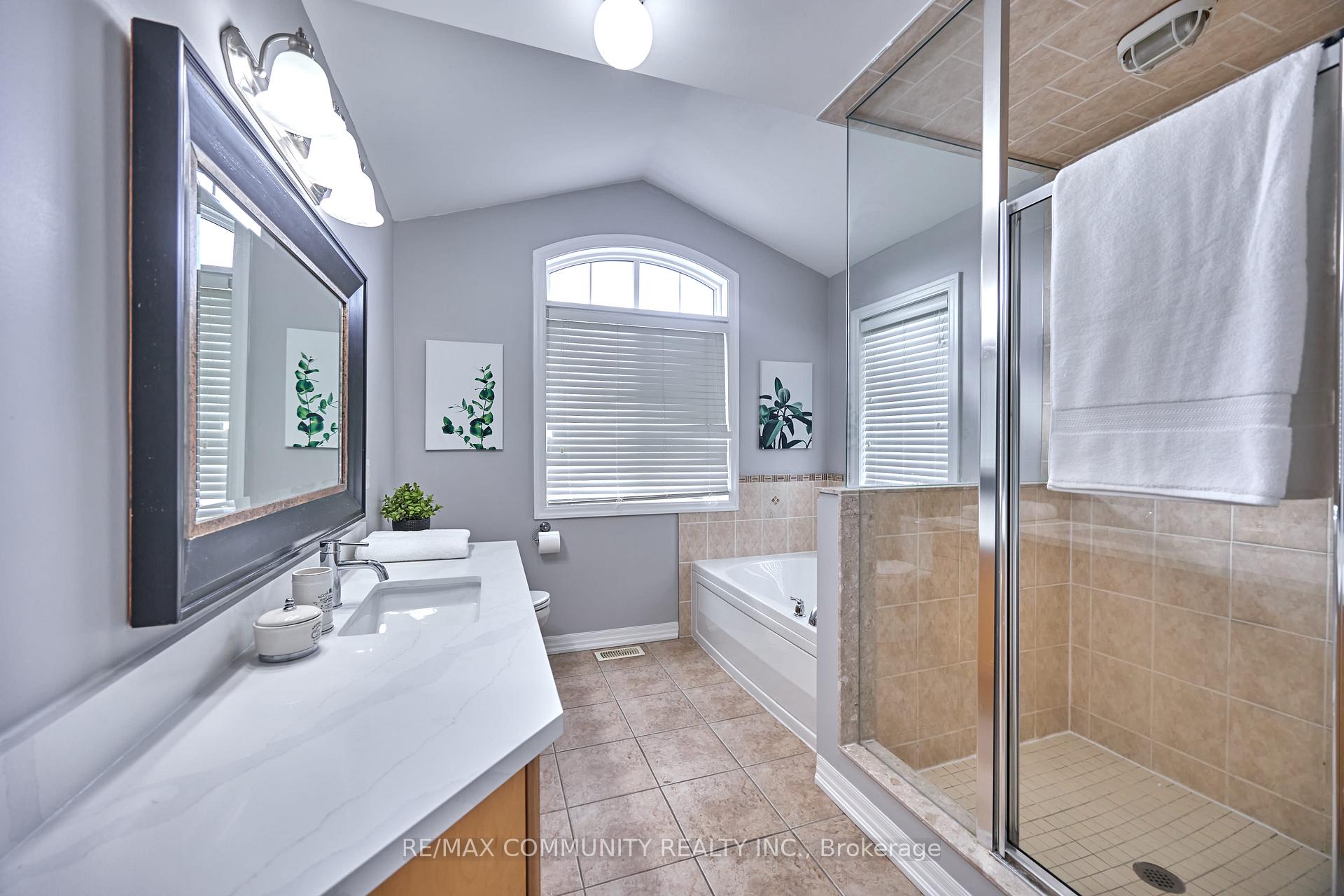 Photo 43 of 96 Kendall Drive, Milton, Scott — HOMEH
