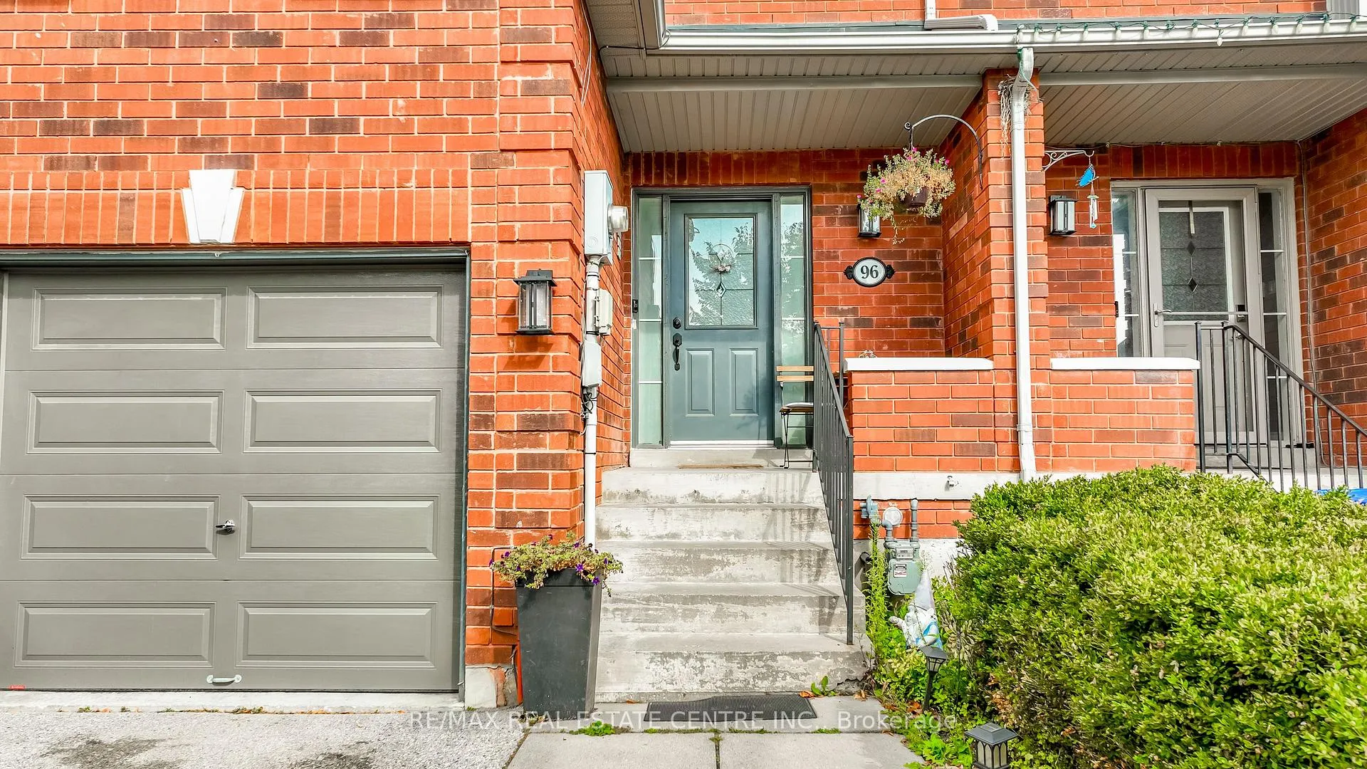 Photo 3 of 96 Henderson Crescent, New Tecumseth, Alliston — HOMEH