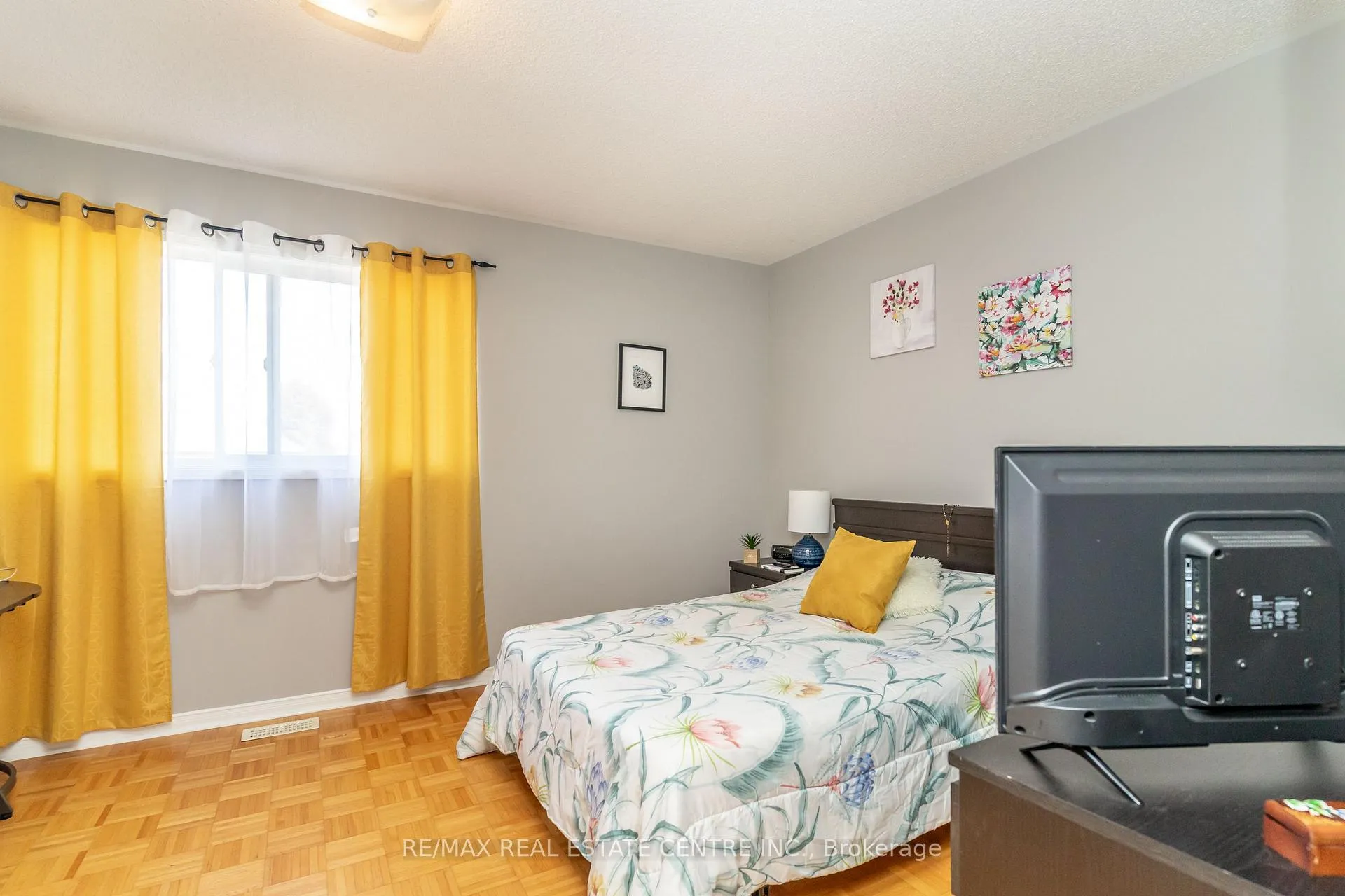 Photo 18 of 96 Henderson Crescent, New Tecumseth, Alliston — HOMEH