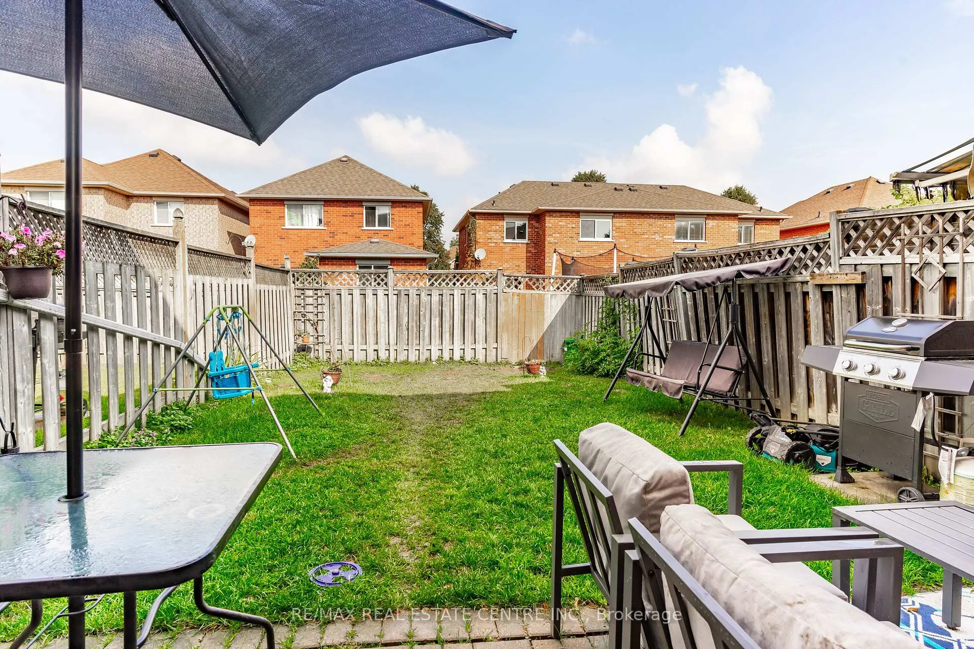 Photo 30 of 96 Henderson Crescent, New Tecumseth, Alliston — HOMEH