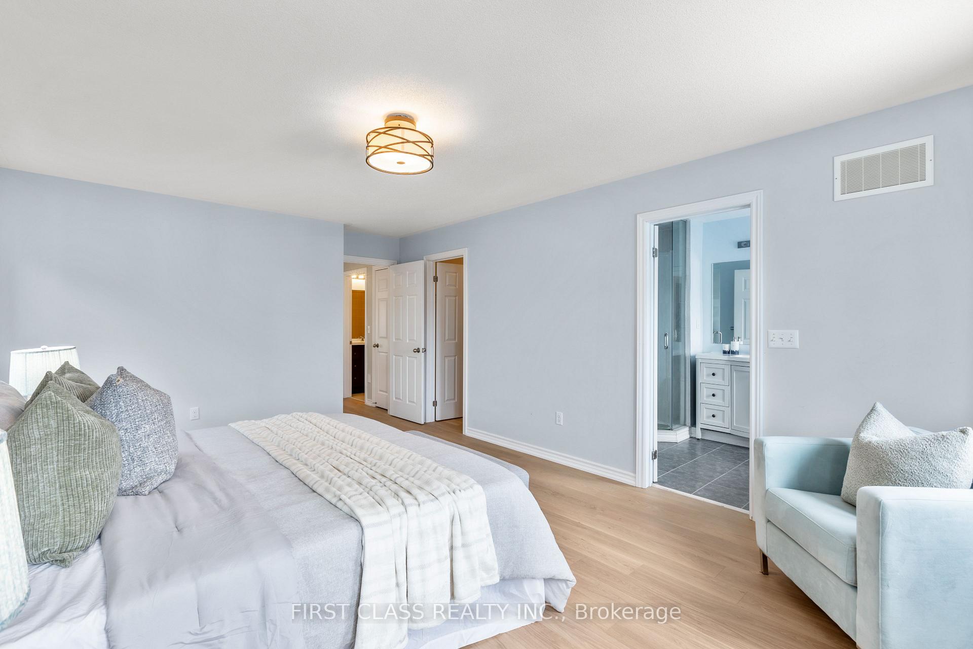 Photo 19 of 76 Evershot Crescent, Markham, Wismer — HOMEH